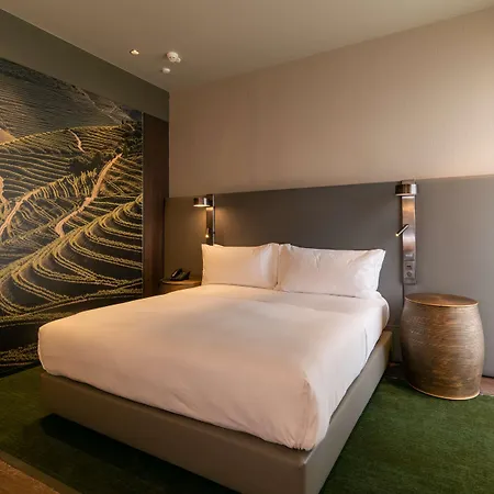 Hilton Porto Gaia Отель 5*