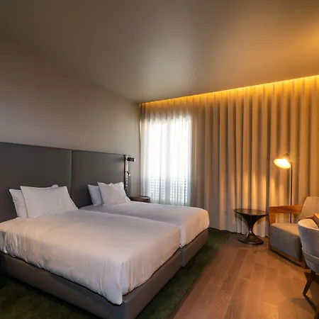 Hilton Porto Gaia Отель 5*