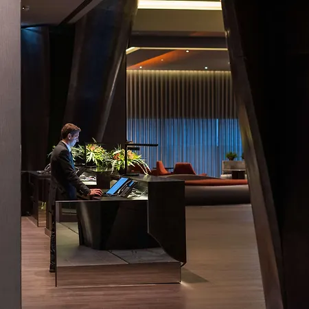 Отель Hilton Porto Gaia Вила-Нова-ди-Гая