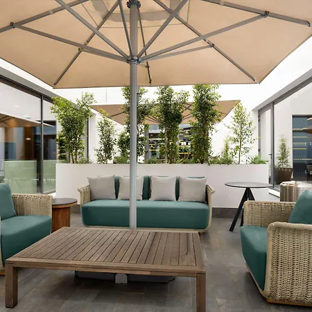 Hilton Porto Gaia Отель Вила-Нова-ди-Гая