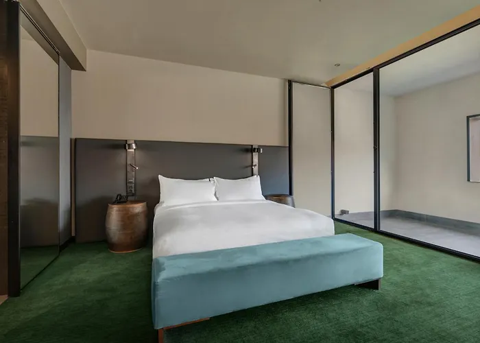 Hotel Hilton Porto Gaia 5*