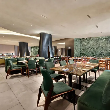 Hilton Porto Gaia Отель 5*