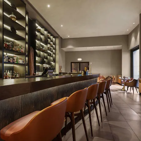 ホテル Hilton Porto Gaia 5*