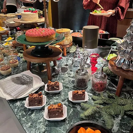 Отель Hilton Porto Gaia