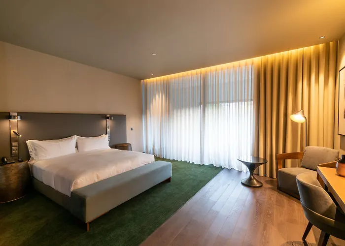 Hilton Porto Gaia 5*